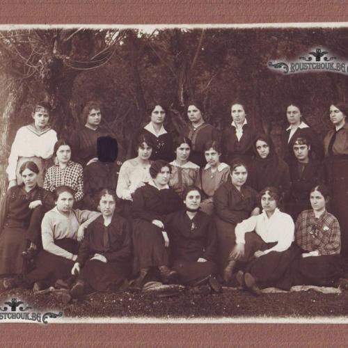 Студентки от Висшия педагогически курс, Русе през учебната 1915/1916 г.