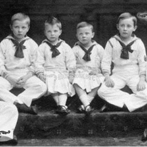 Принцовете Хесен- Касел,  деца на Принцеса Маргарете фон Прусен и Принц Фридрих Карл фон Хесен